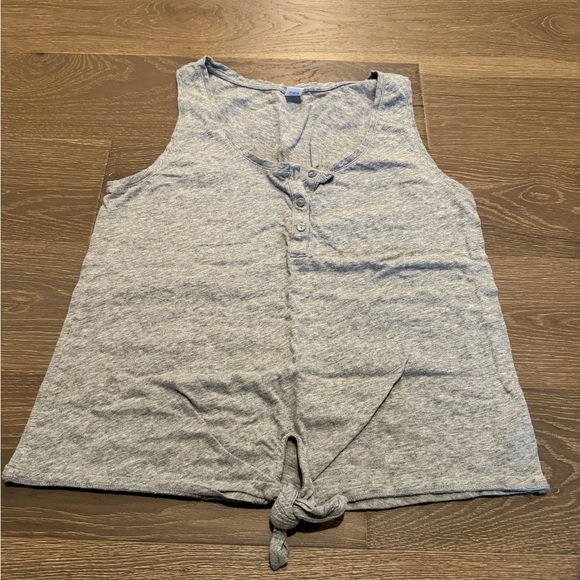 •Old Navy Tank• - Picture 1 of 5